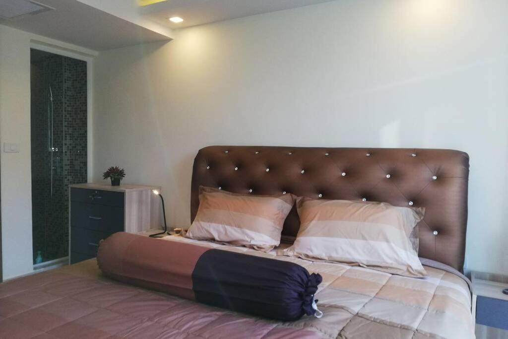 Apartment Grand Avenue 1 Bedroom *